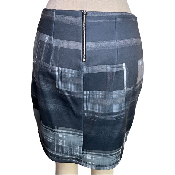 Faux wrap pencil skirt S - Picture 3 of 4